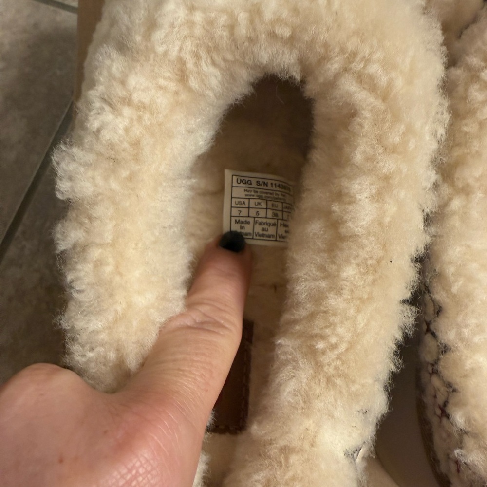 BNIB UGG Tazz Braid - Picture 8 of 11